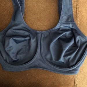 Wacoal brand new 32DDD bra